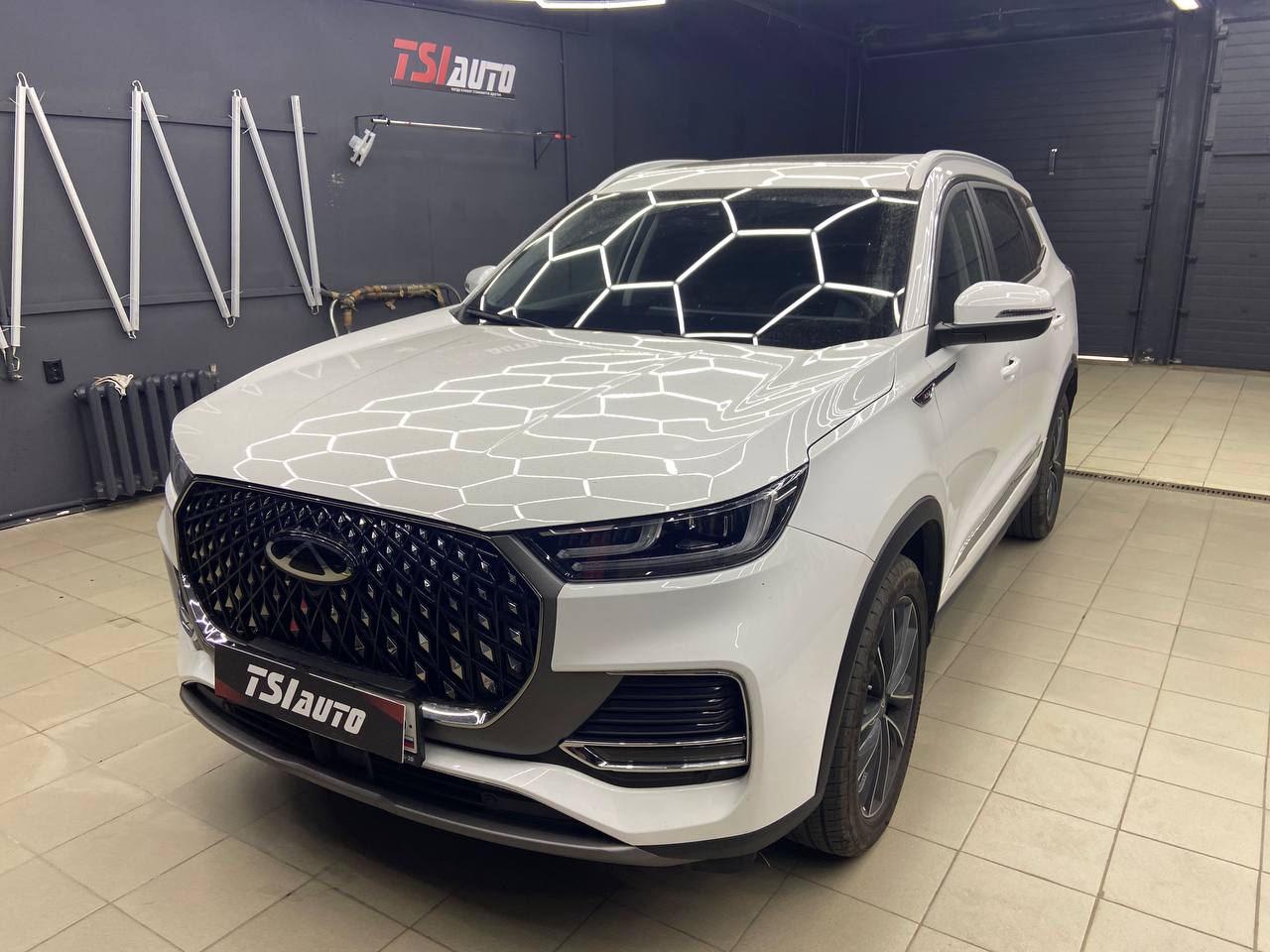 Шумоизоляция Chery Tiggo 8 Pro Max в пакете Комфорт в Ярославле