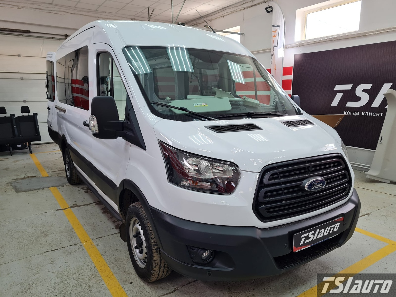 Правильная шумоизоляция Ford Transit в Ярославле