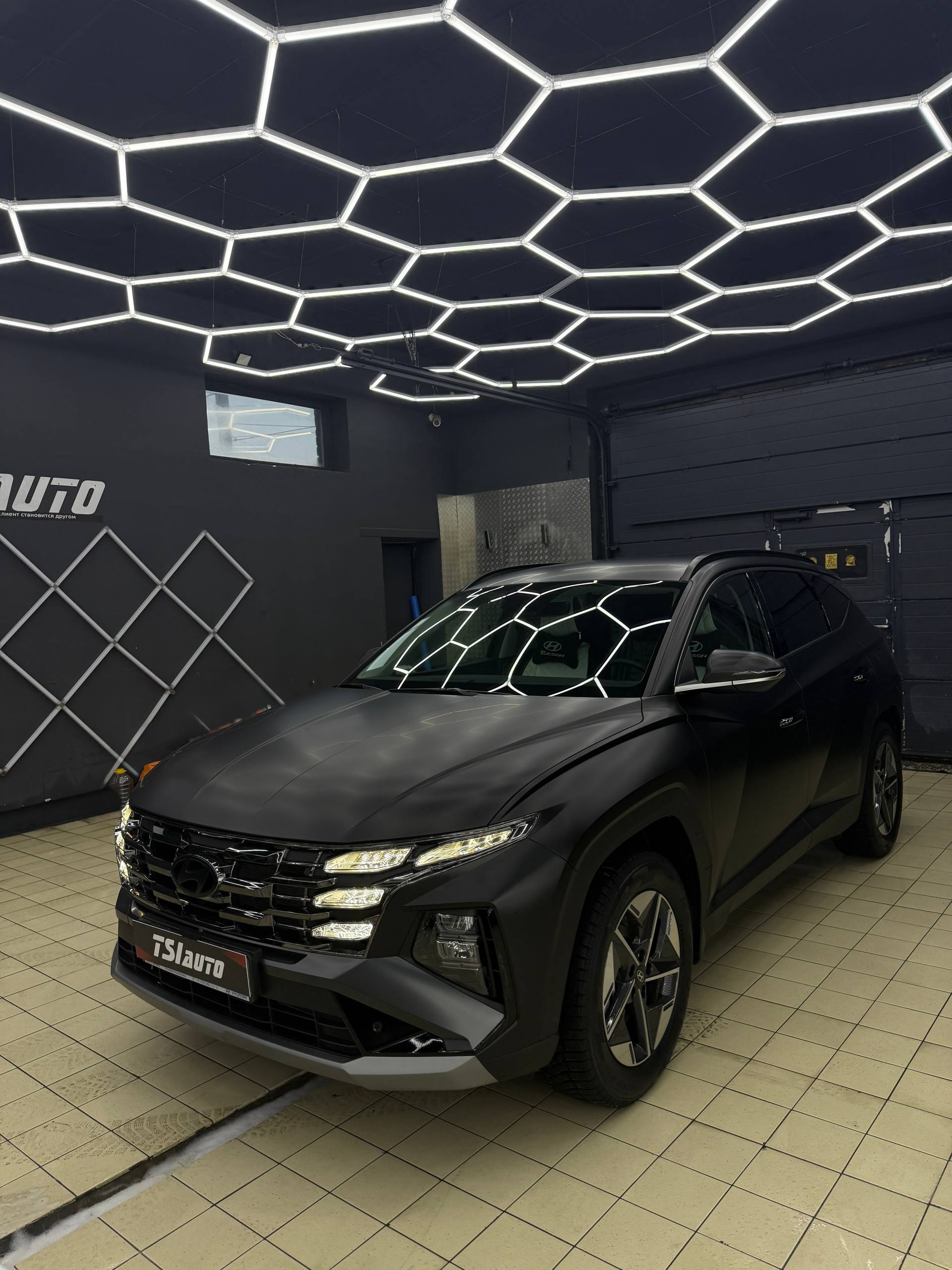 Hyundai Tucson оклейка матовой пленкой в Ярославле