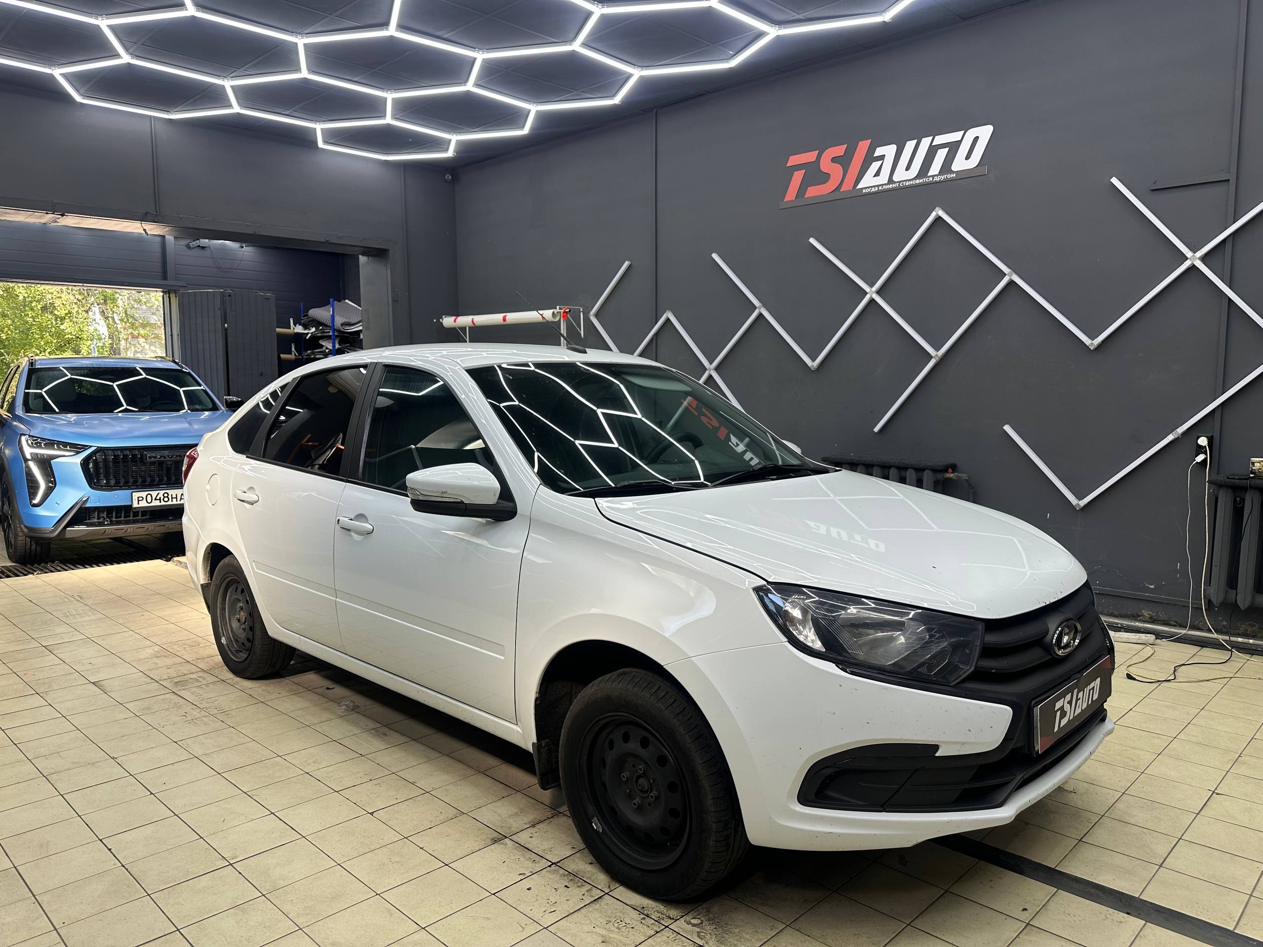 Лада Гранта замена головного устройства фото и цены