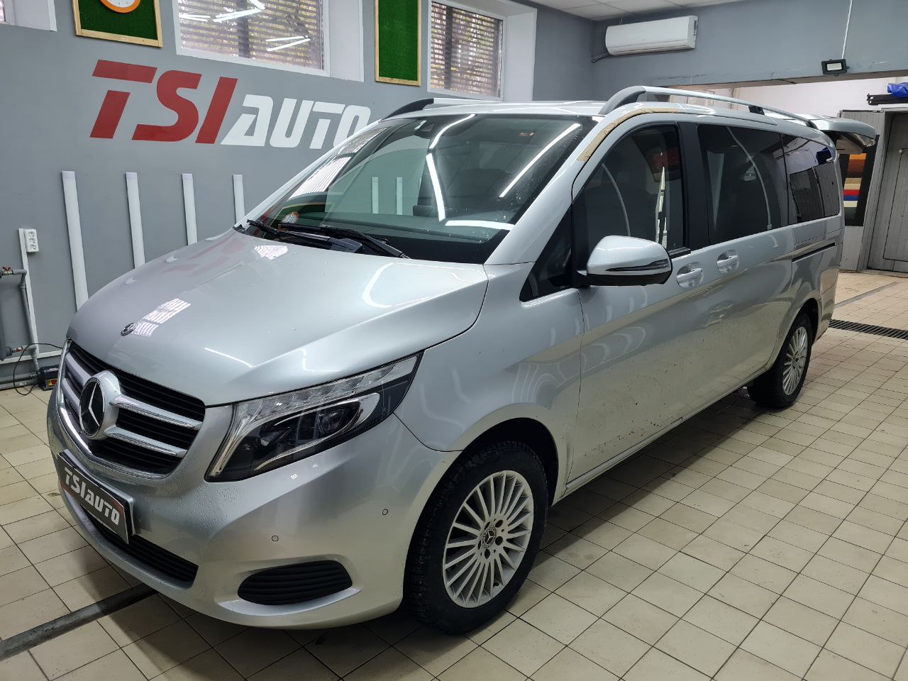 Правильная шумоизоляция Mercedes V-class (W447) в Ярославле 