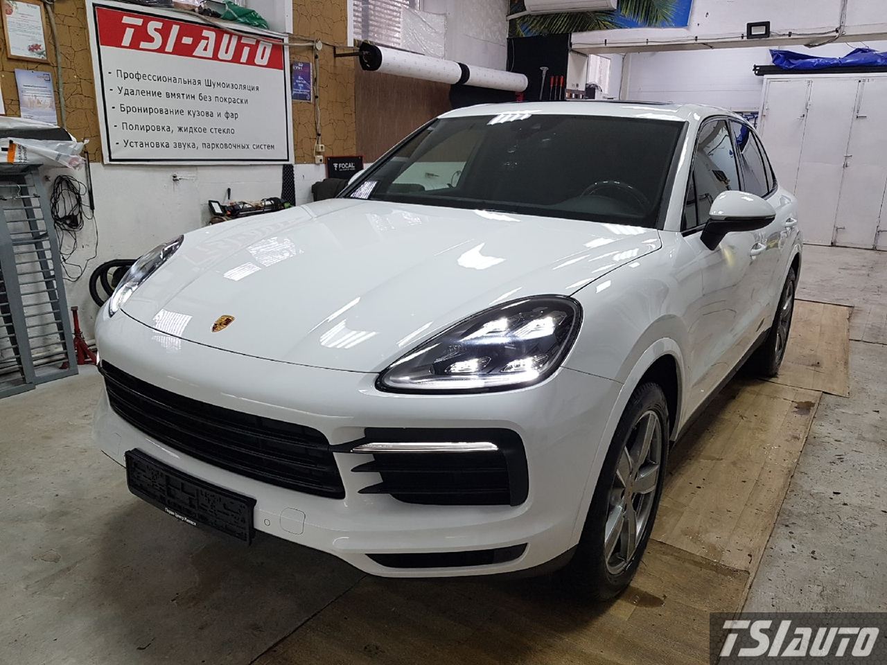 Правильная шумоизоляция Porsche Cayenne Coupé в Ярославле