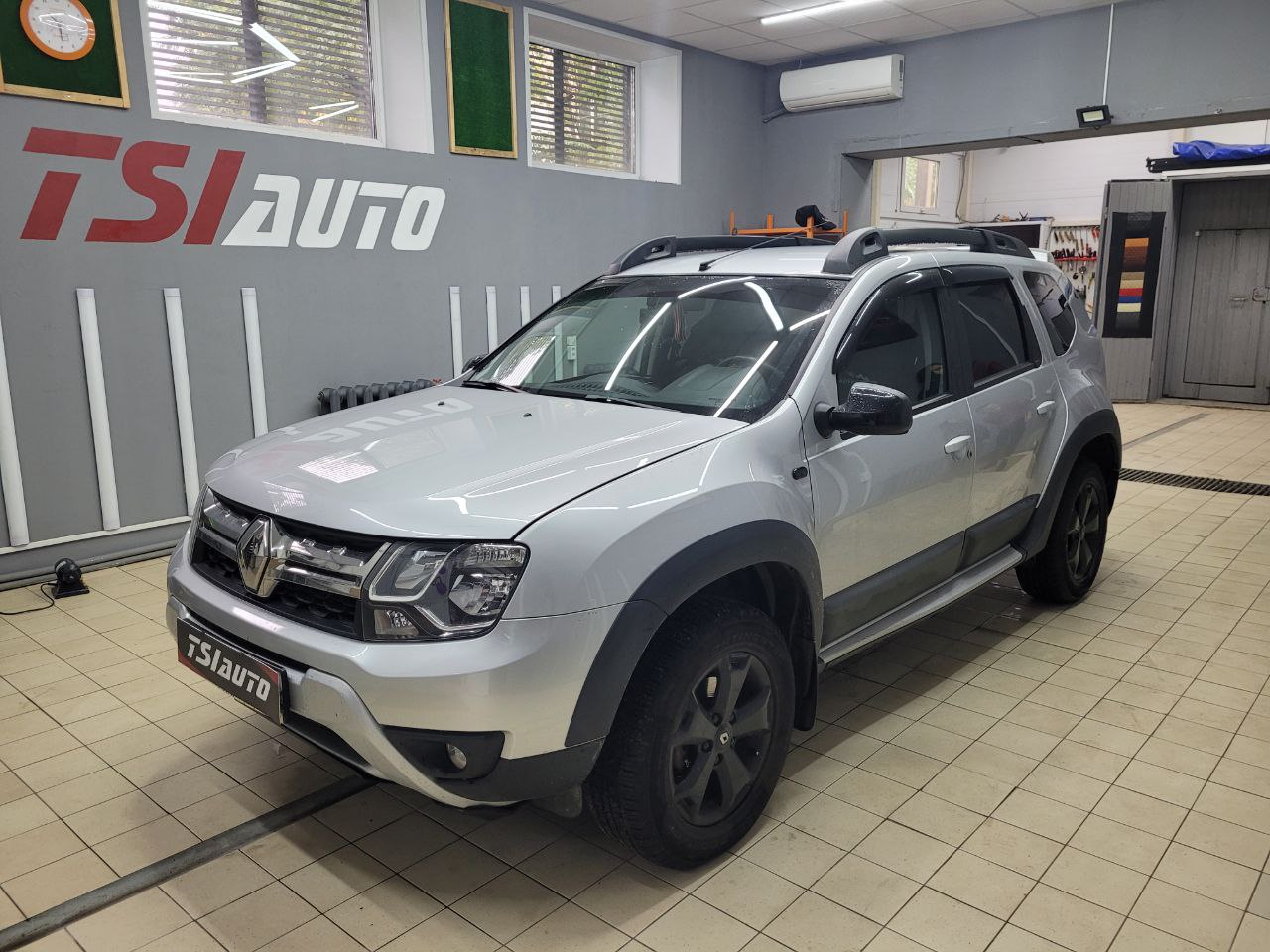 Правильная шумоизоляция Renault Duster в Ярославле