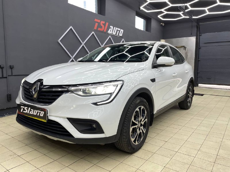 Установка контурной подсветки Renault Arkana в Ярославле