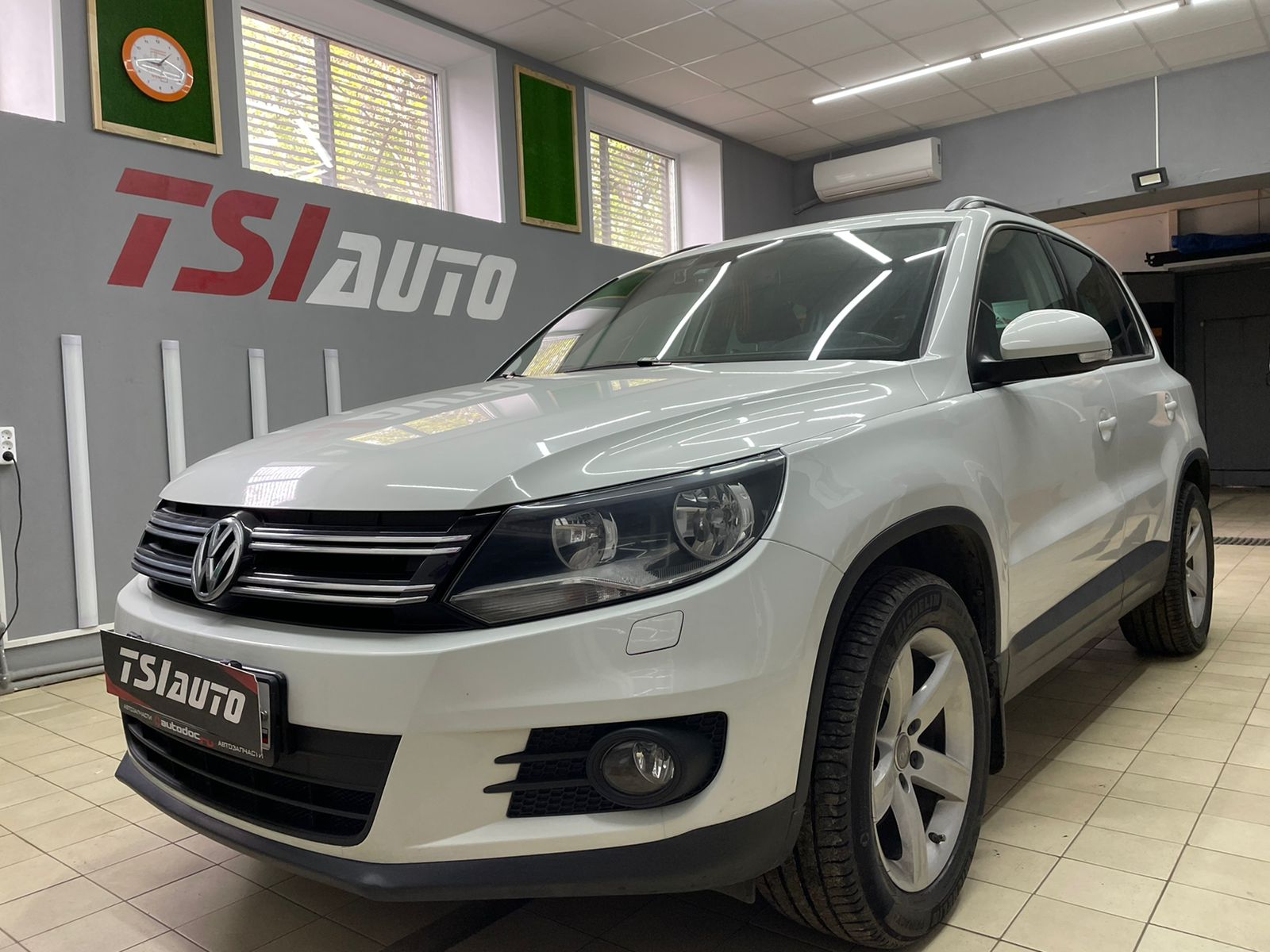 Шумоизоляция Volkswagen Tiguan 1 поколения в Ярославле