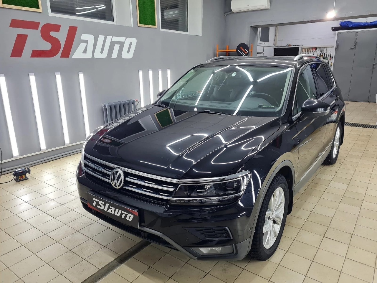 Полная шумоизоляция Volkswagen Tiguan 2 в Ярославле