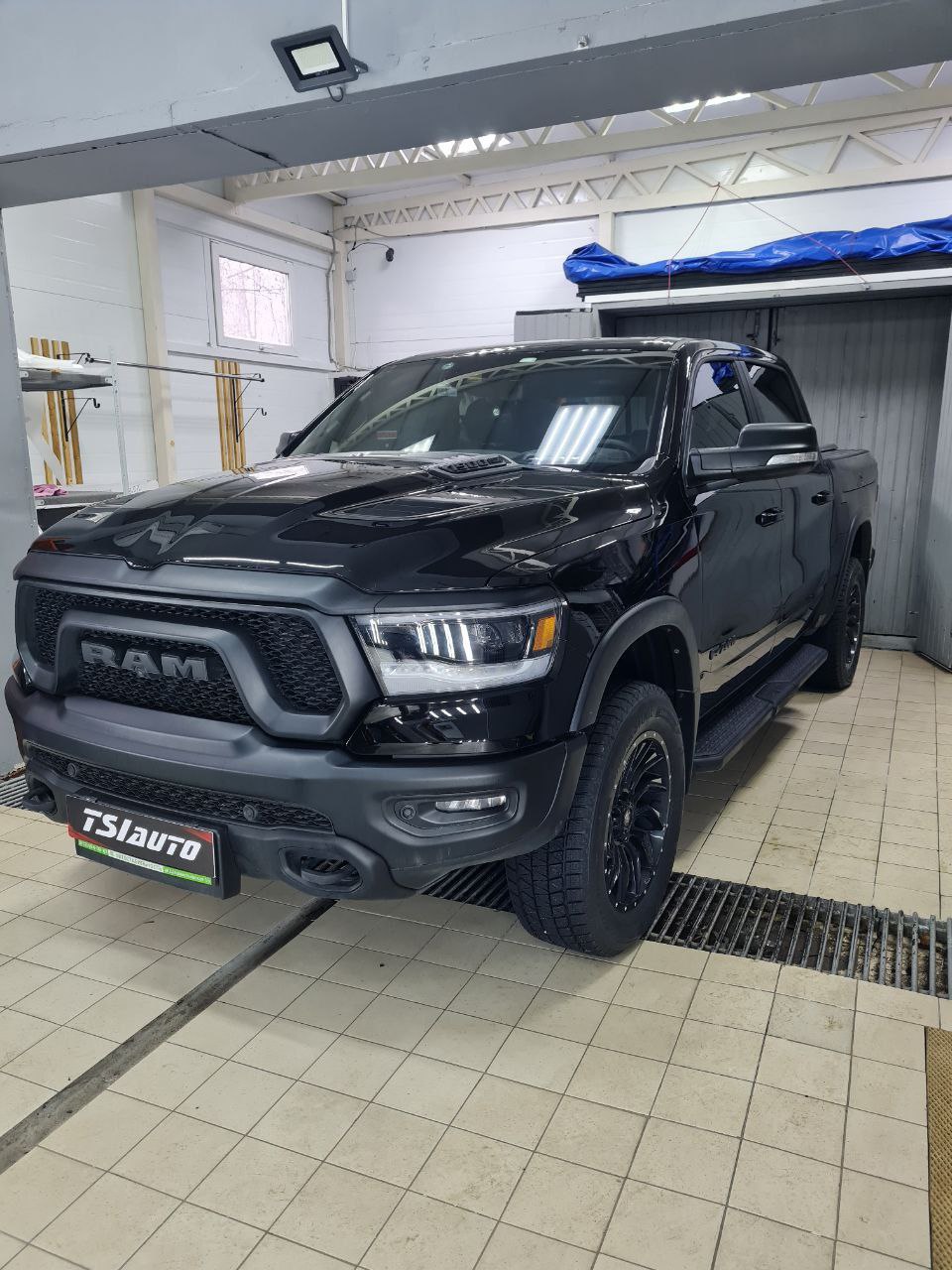 Dodge Ram TRX шумоизоляция арок в Ярославле