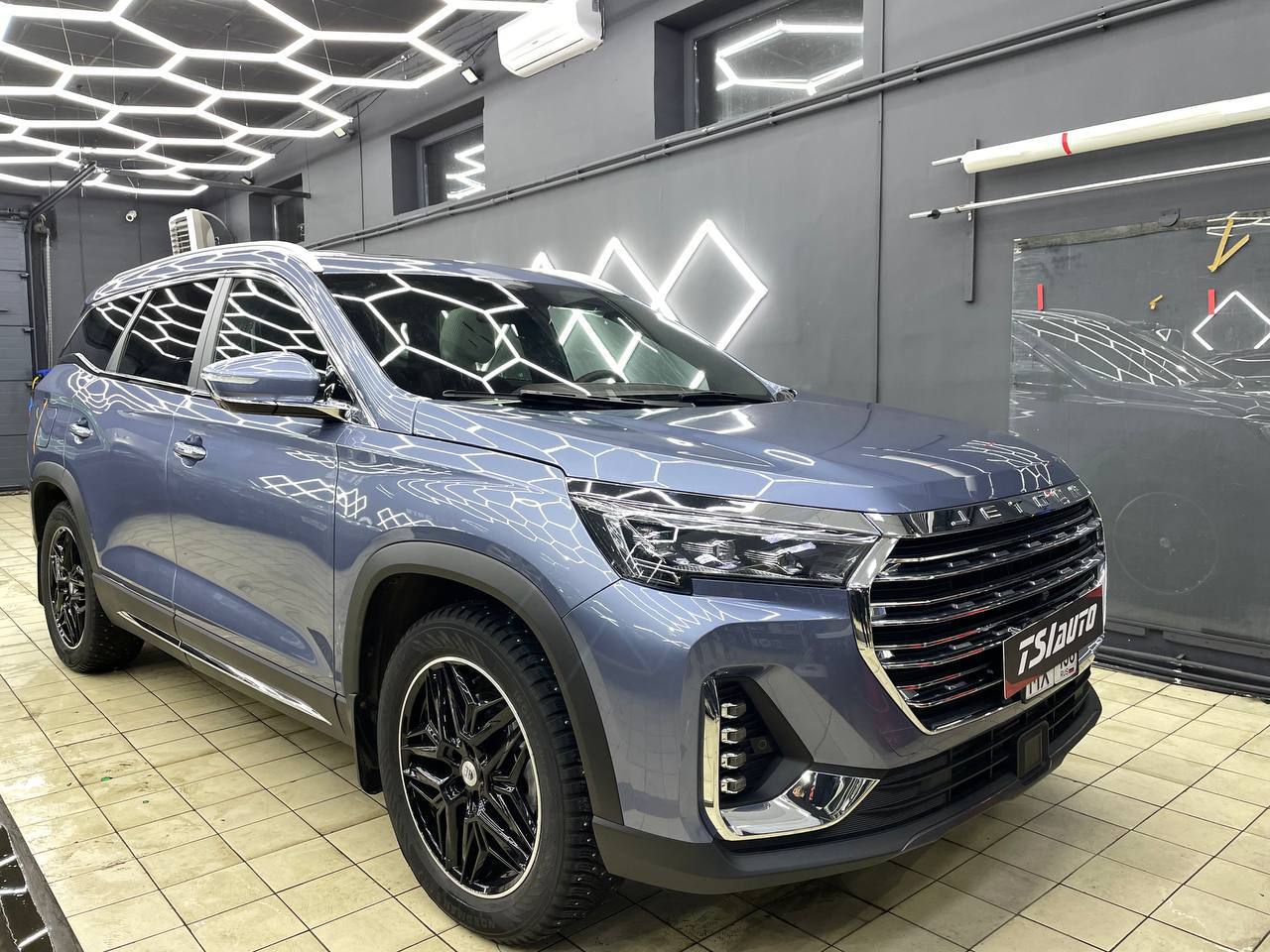 Шумоизоляция Jetour X90 Plus в Ярославле