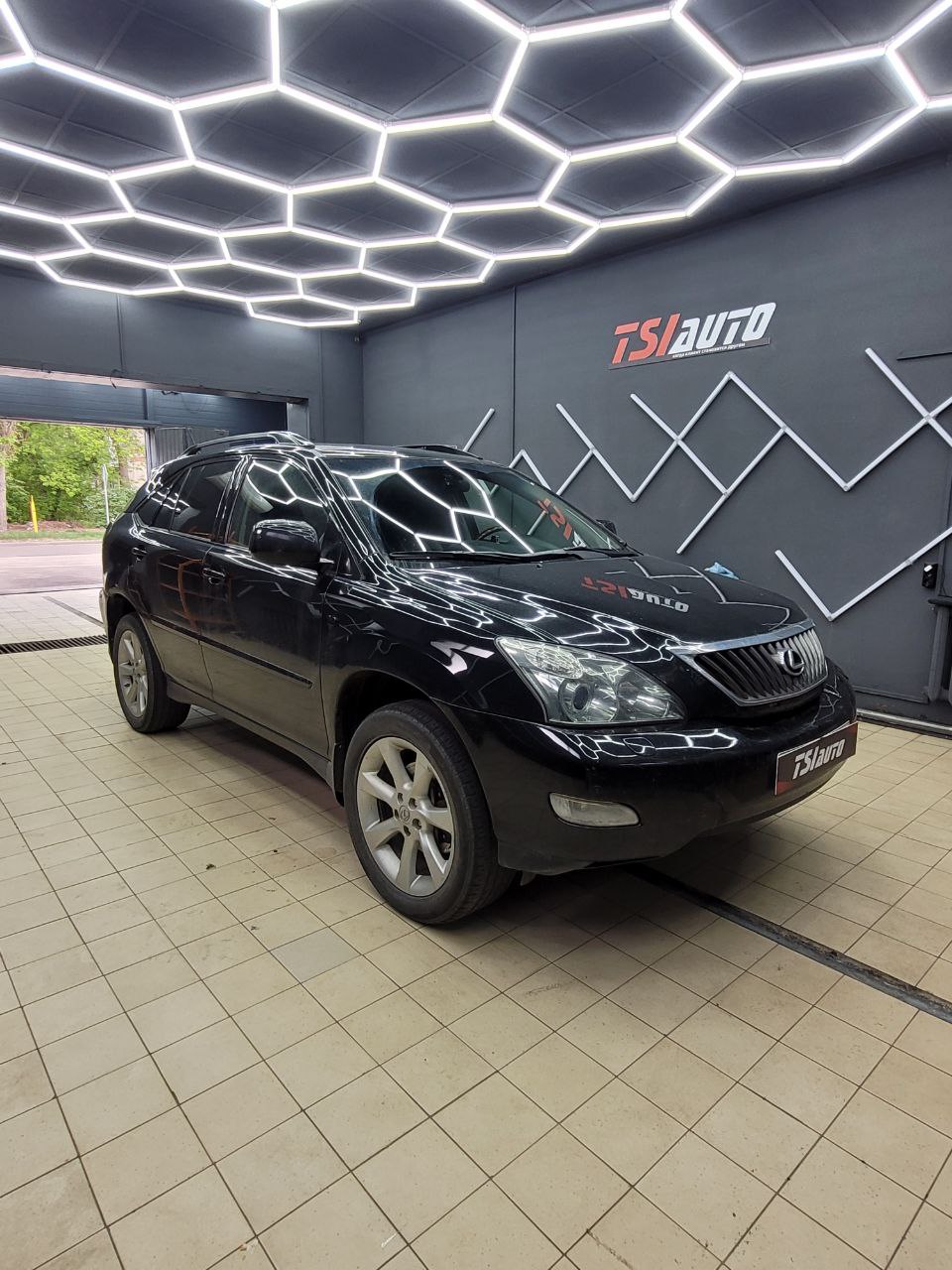 Lexus RX шумоизоляция торпедо в Ярославле
