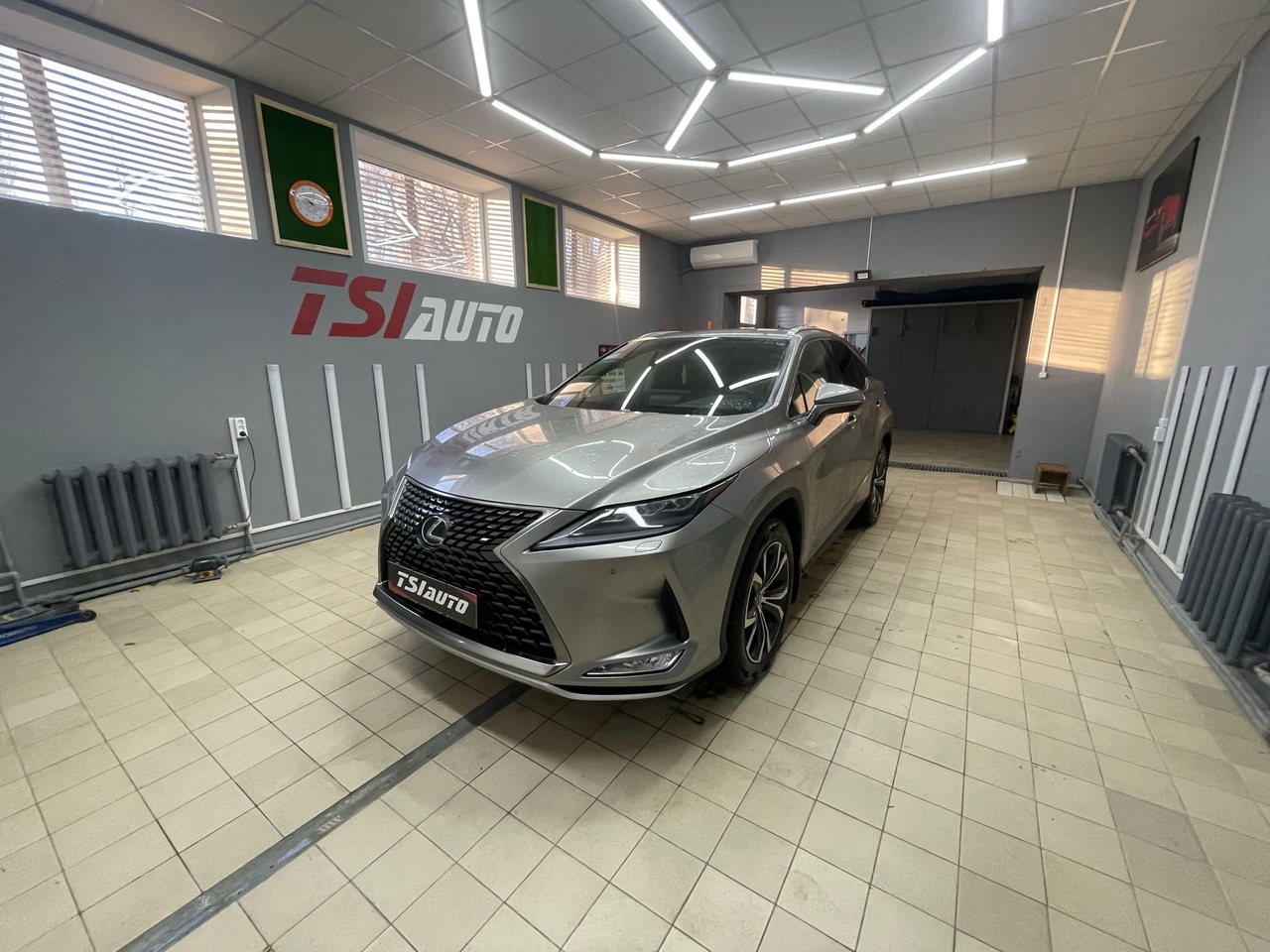 Шумоизоляция Lexus RX в Ярославле