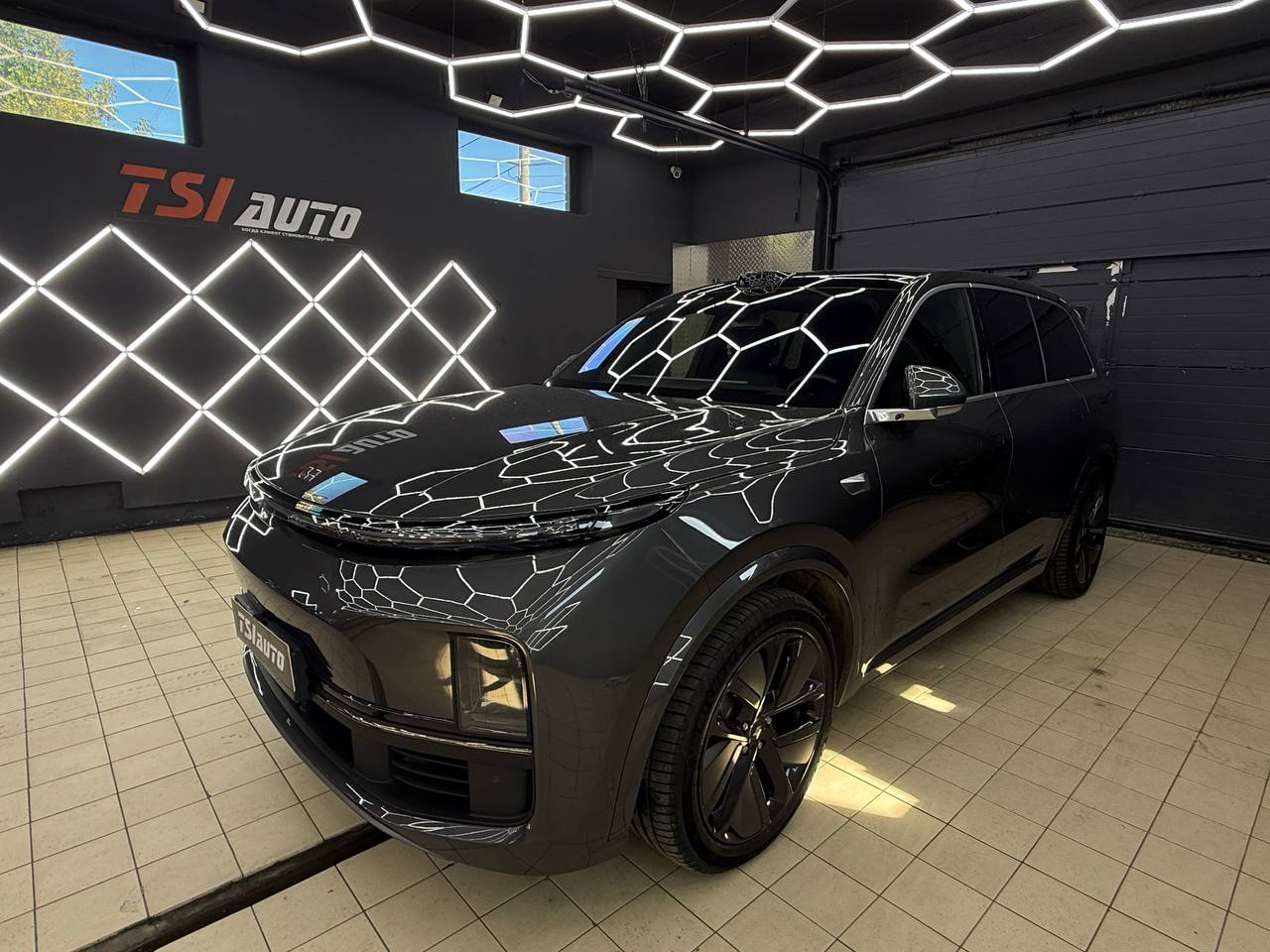 LiXiang L9 оклейка пленкой в Ярославле