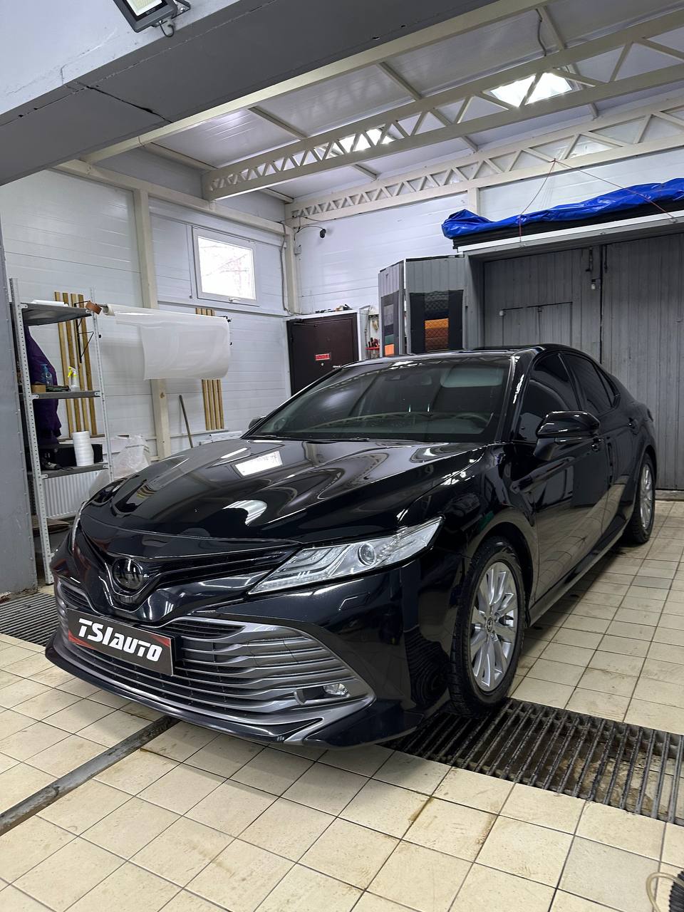 Toyota Camry 70 шумоизоляция арок в Ярославле