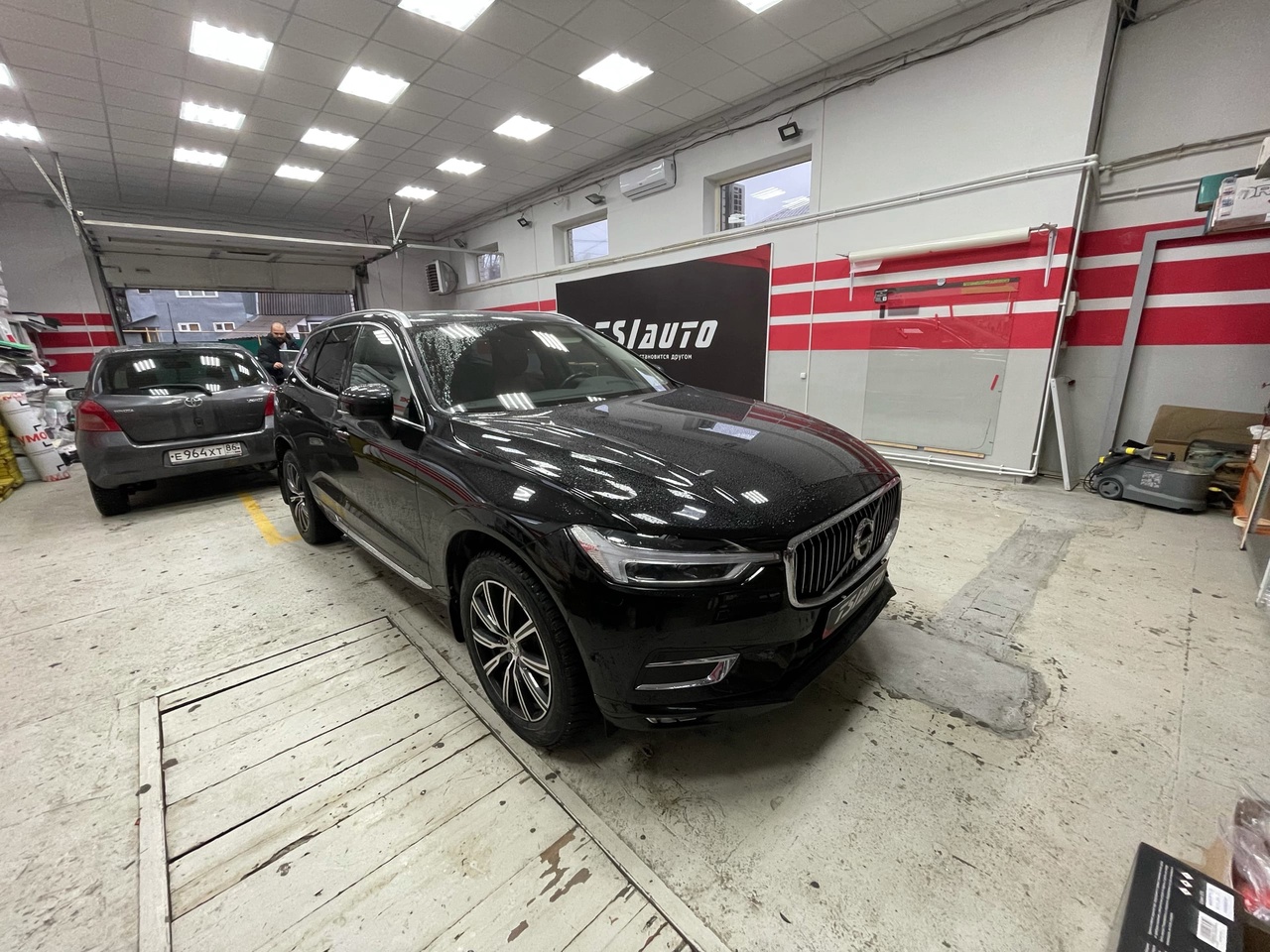 Шумоизоляция Volvo XC60 в Ярославле